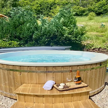 ヴィラ In Near & Hot Tub Rudník
